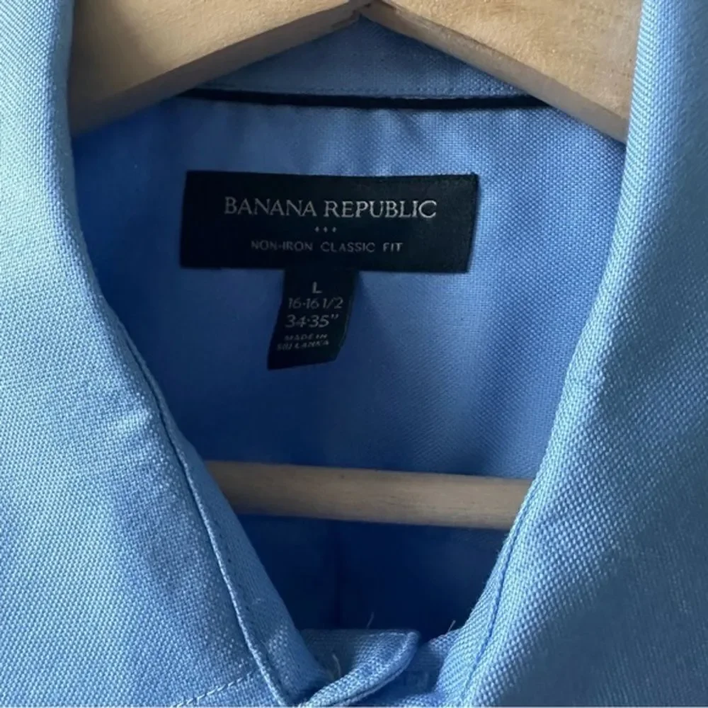 Banana Republic Blue Non‑Iron Button‑Down Shirt Large 16–16.25 Classic Fit Work